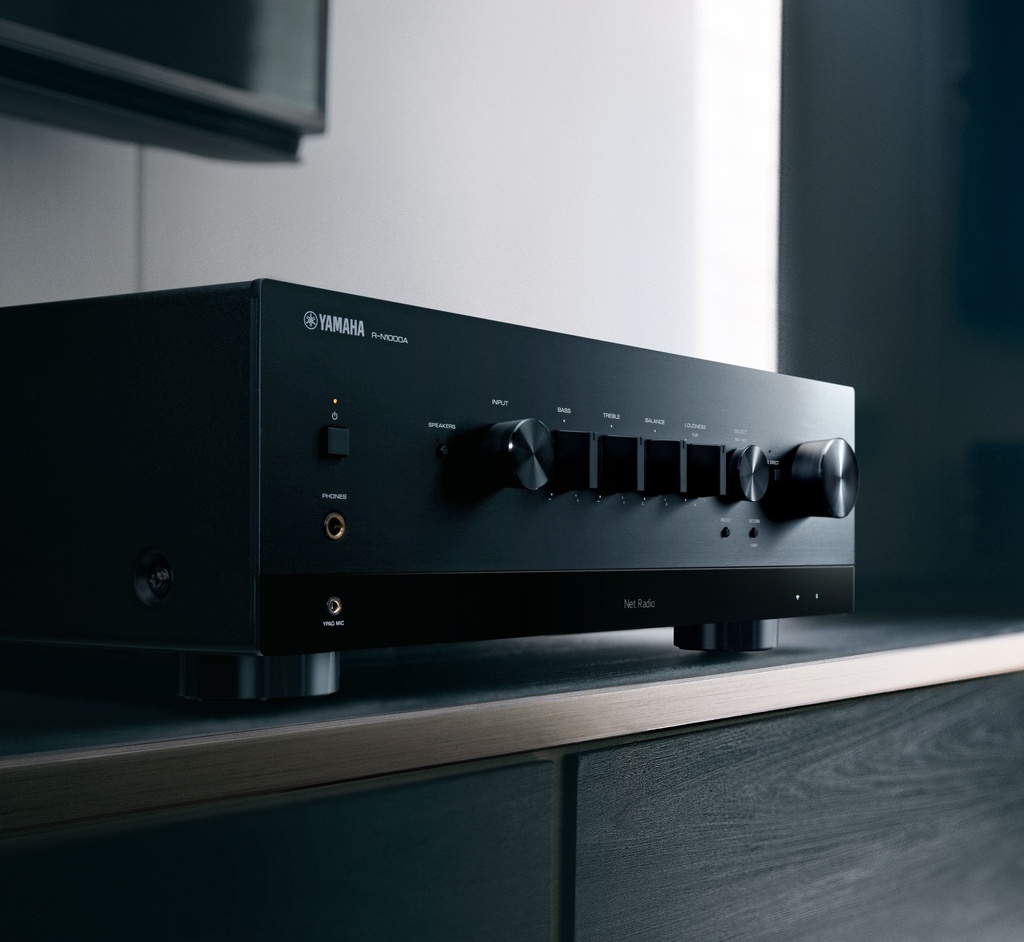 YAMAHA R-N1000A Netwerk Receiver Black