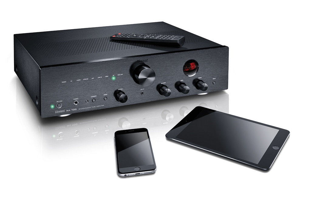 Magnat amplifier ma700 black