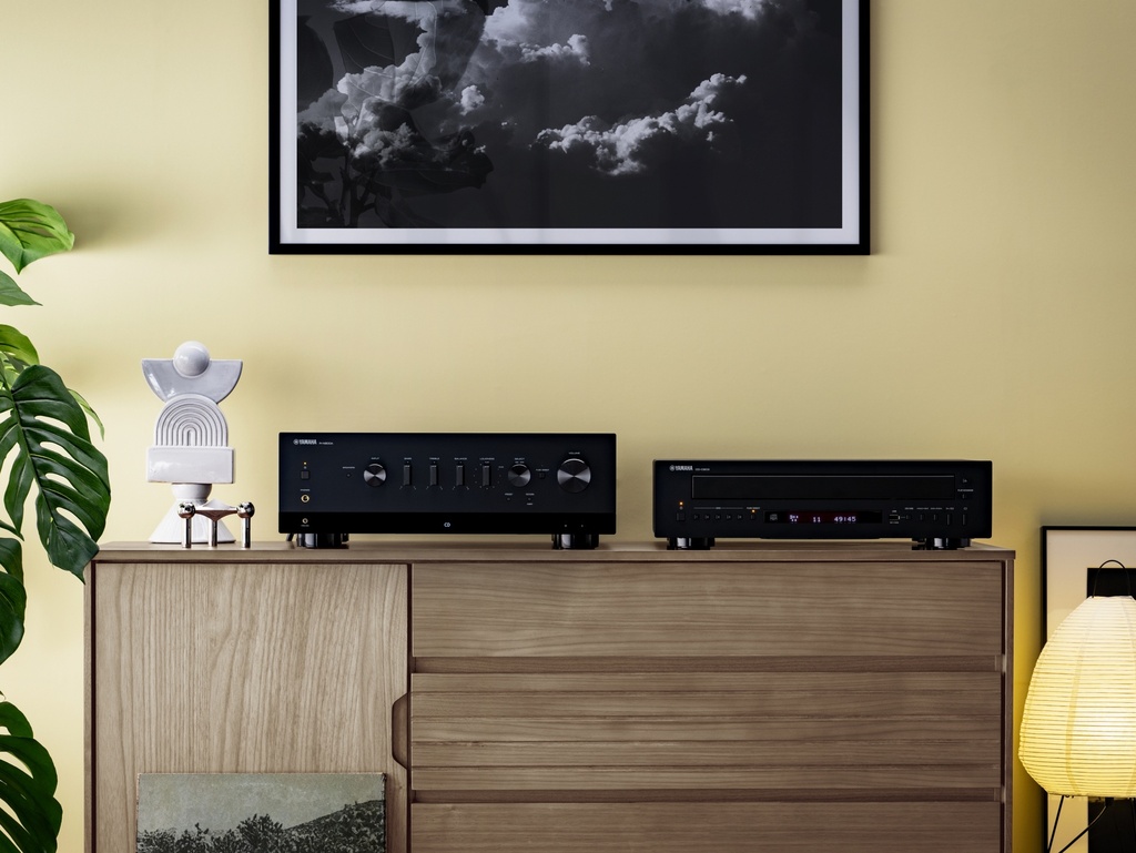 YAMAHA COMPACT DISC CHANGER  CD-C603 BLACK